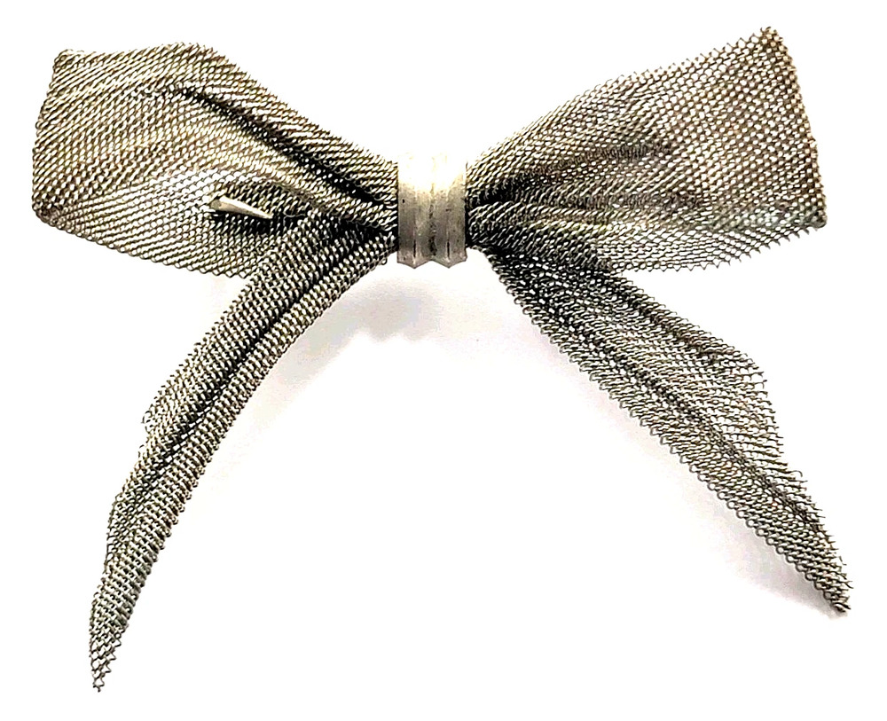 Vintage Silver Bow Brooch Mesh Ribbon Elegant Statement Jewelry